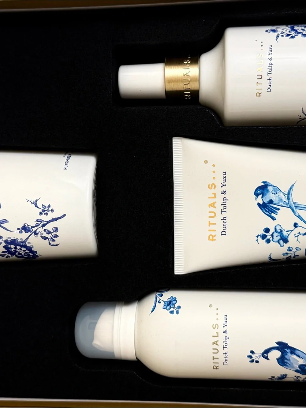 Amsterdam Collection Blue & White Bath & Body Set